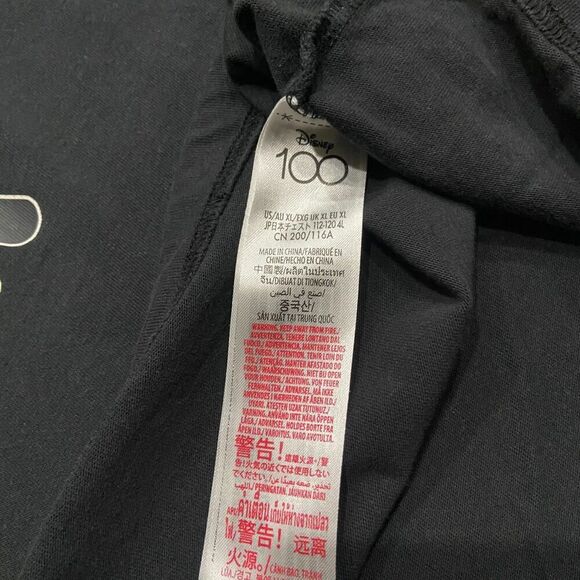 Disney 100 Anniversary Oswald The Lucky Rabbit Black Graphic Tee Men's Size XL - Picture 7 of 9